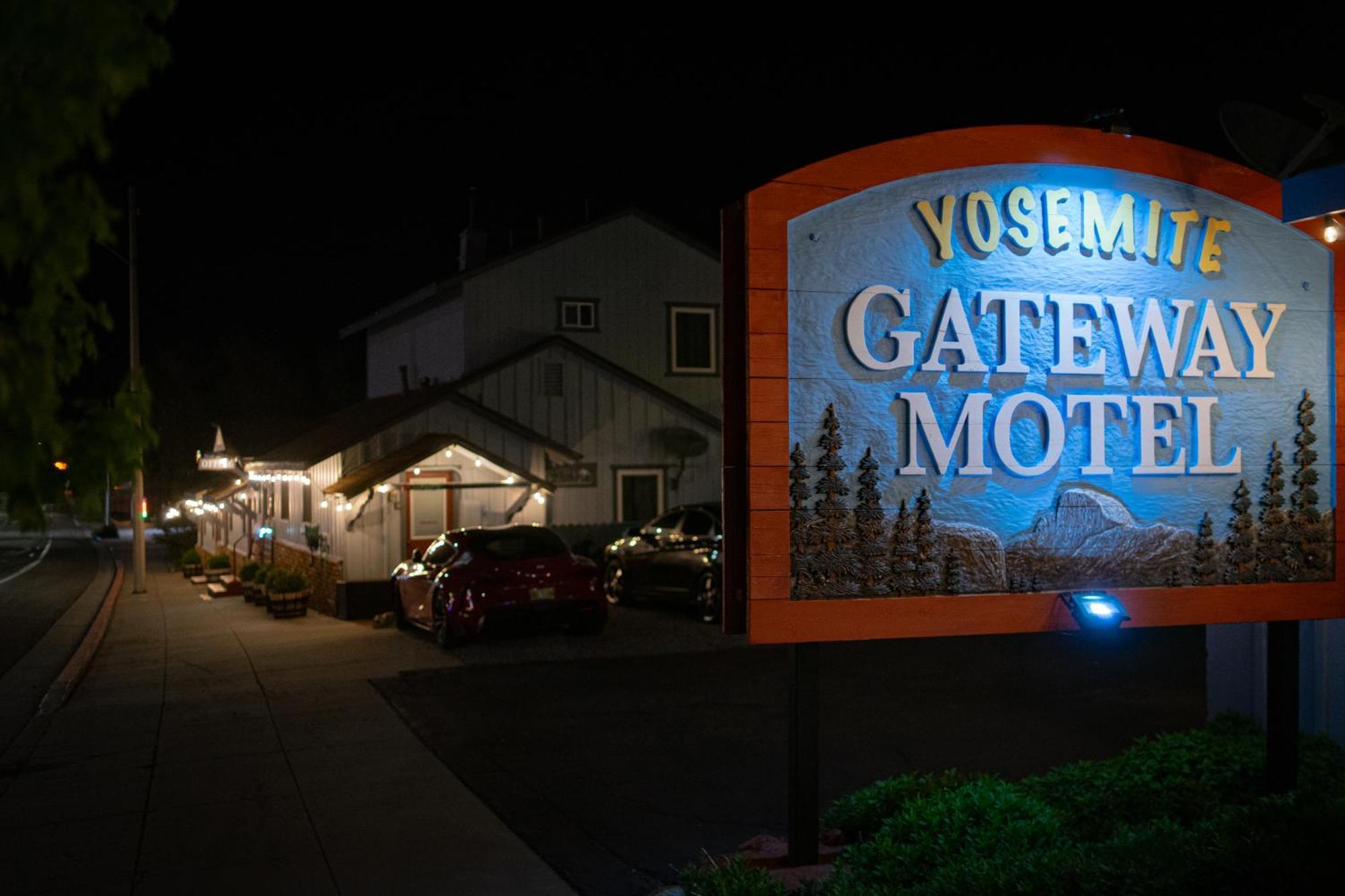 Yosemite Gateway Motel Lee Vining Extérieur photo