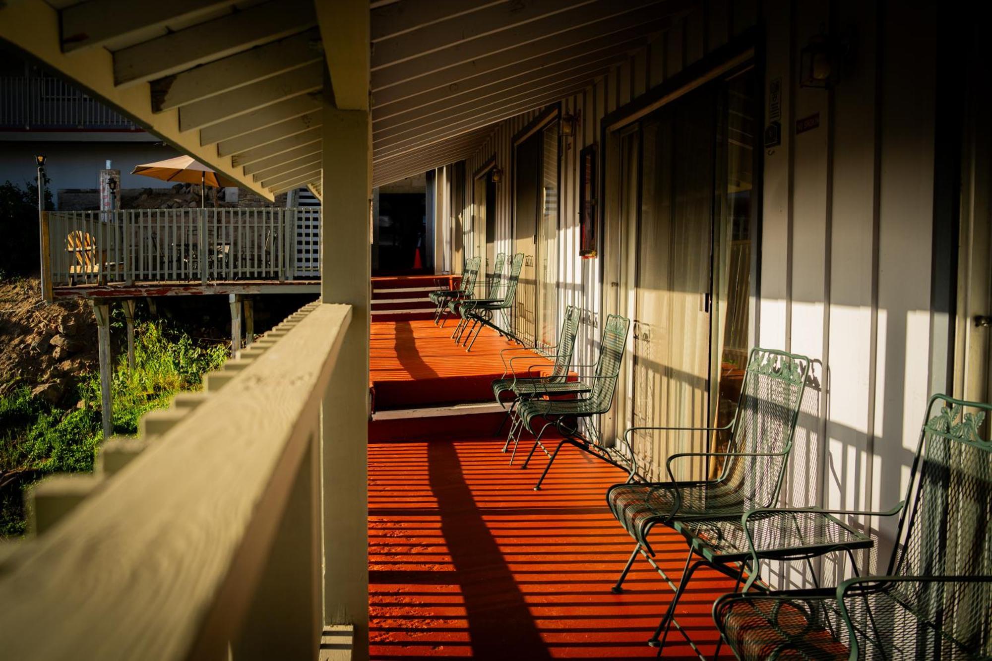 Yosemite Gateway Motel Lee Vining Extérieur photo