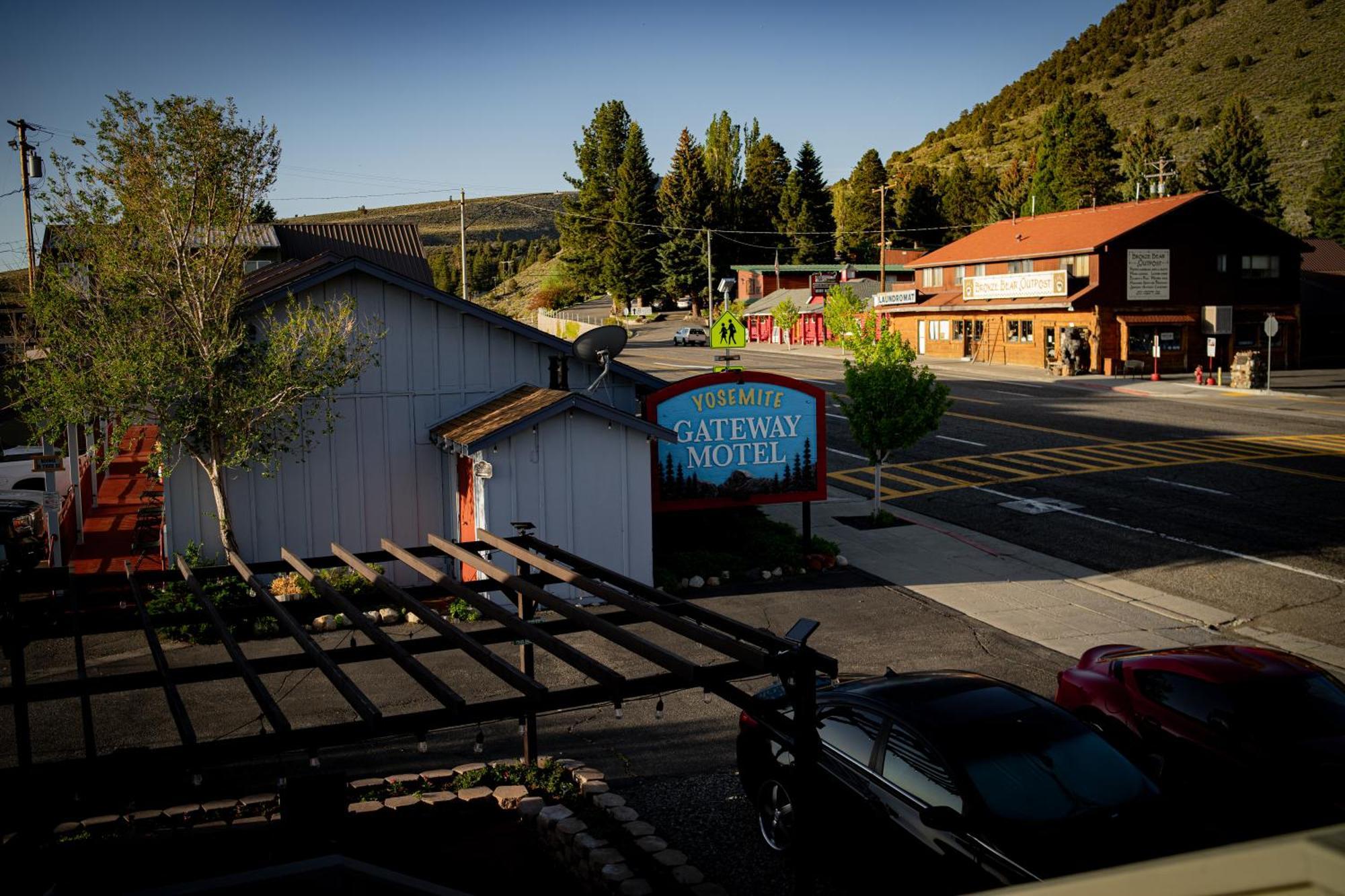 Yosemite Gateway Motel Lee Vining Extérieur photo