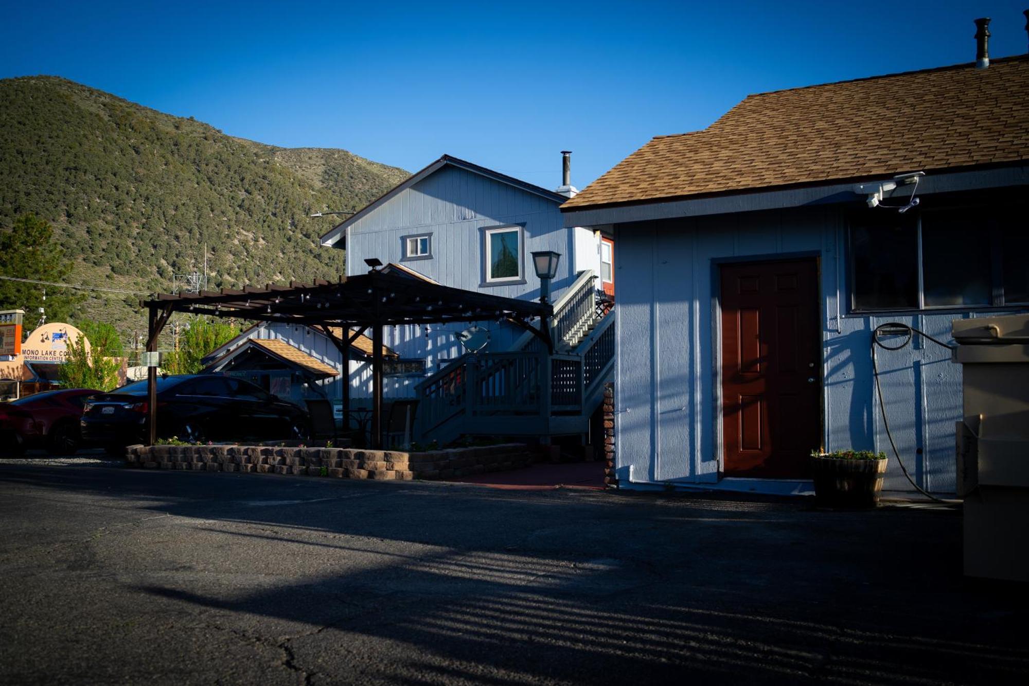 Yosemite Gateway Motel Lee Vining Extérieur photo